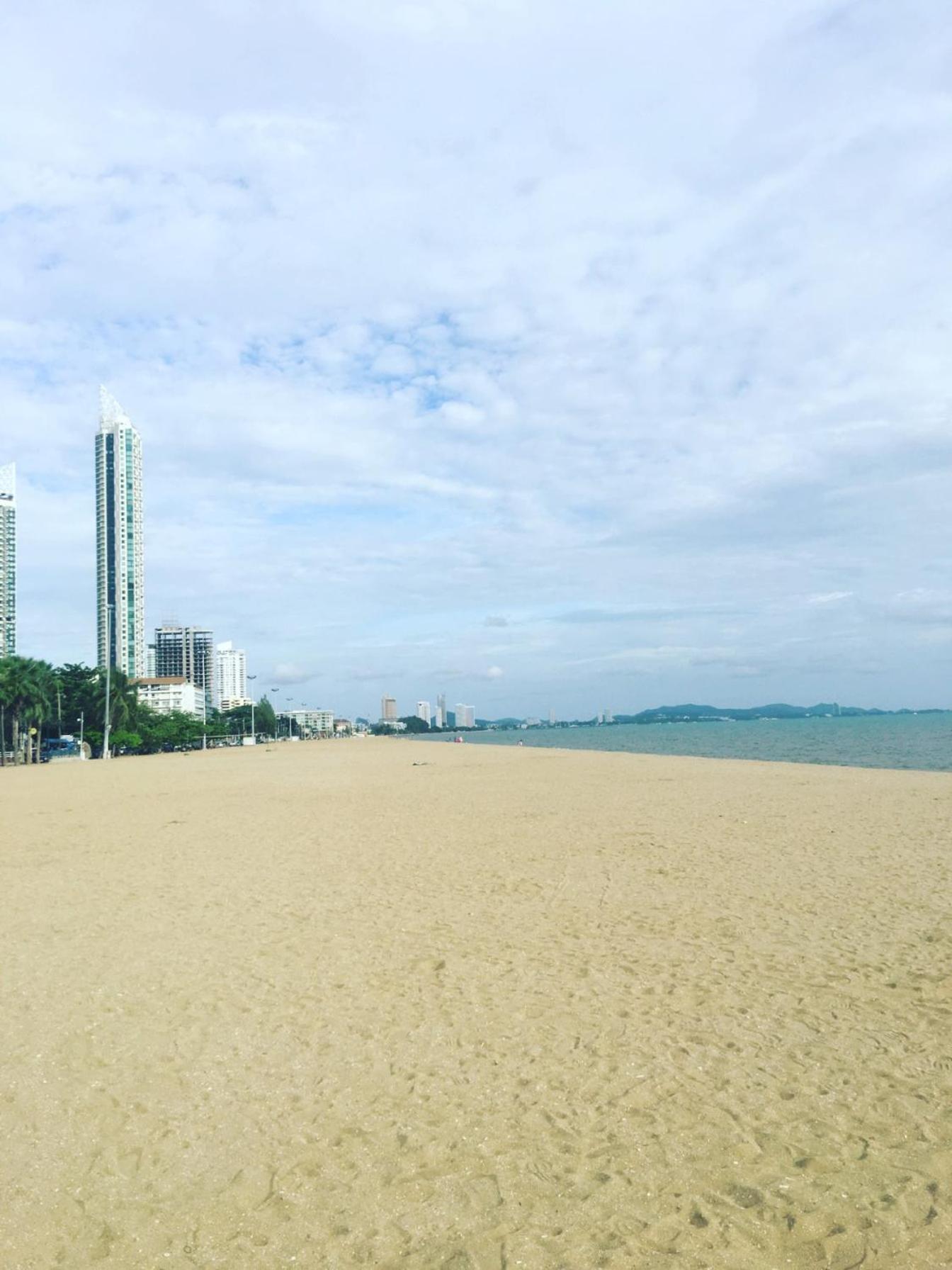 1 Bedroom Seaview Jomtein 9Th Praia de Jomtien Exterior foto